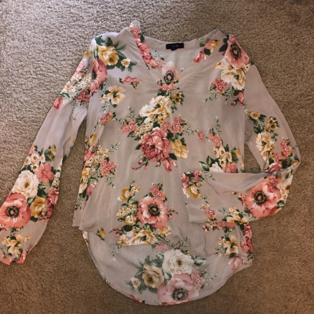 Floral Long Sleeve blouse